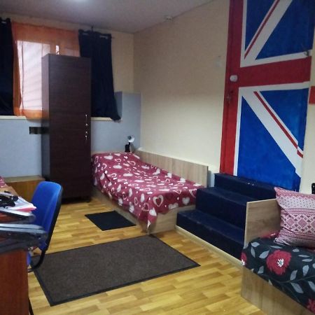 Нау Гостиница 키예프 외부 사진